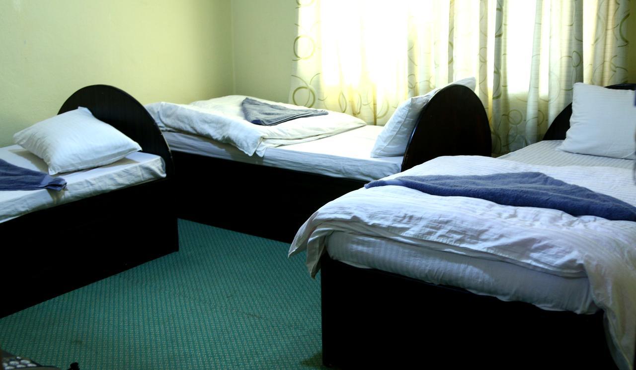 Mitra Garden Inn Κατμαντού Εξωτερικό φωτογραφία